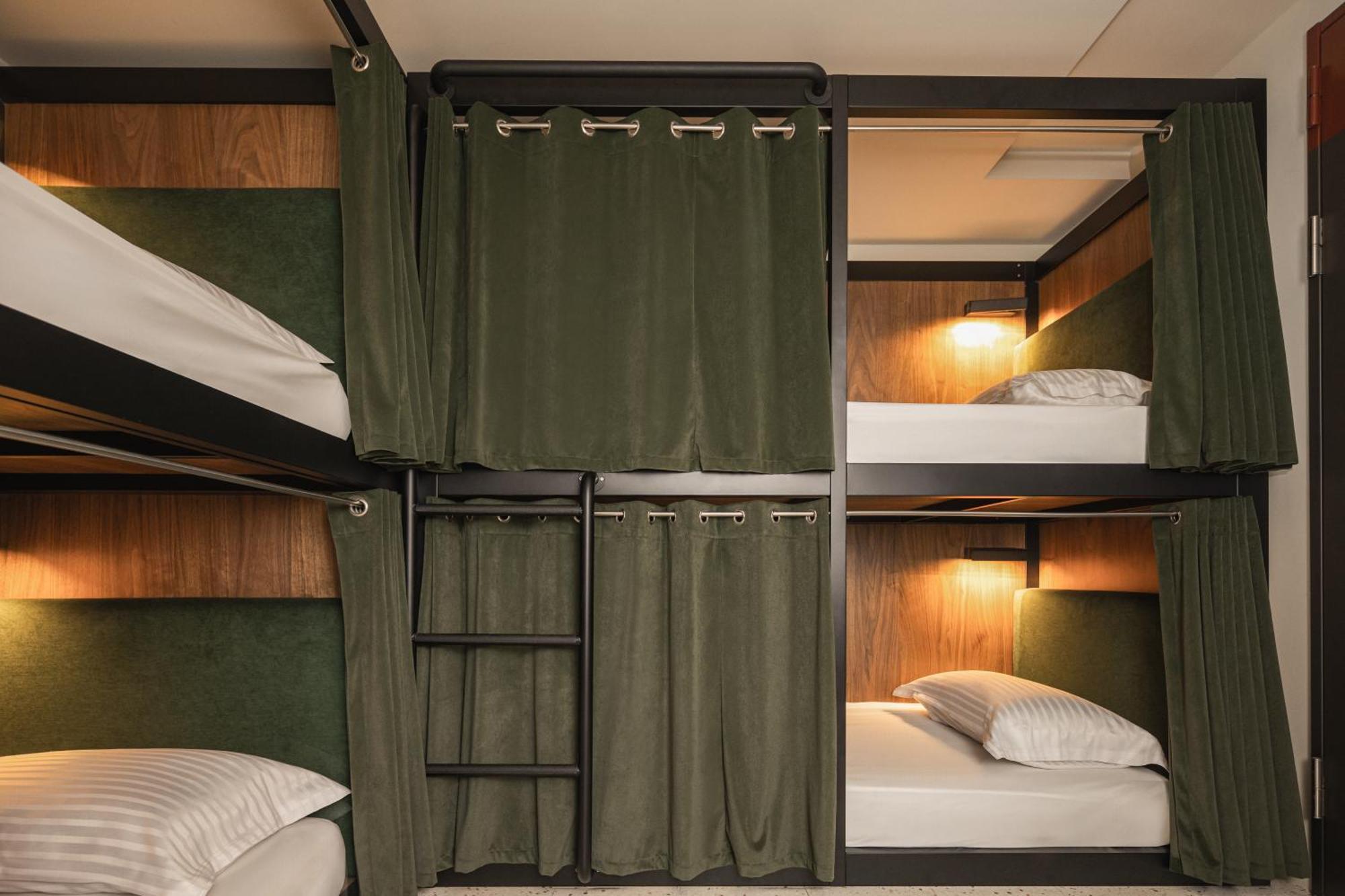 天下南隅 Provintia Hotel Тайнан Екстериор снимка